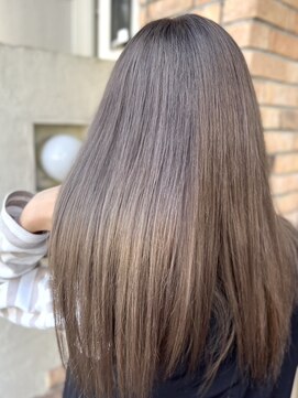 ディーセブン ヘアーリゾート(D seven Hair Resort) 大人可愛い　マロンベージュ/ヘーゼルベージュ/くすみベージュ