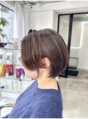 40代50代60代耳かけショート前髪なしハンサムショート白髪ぼかし