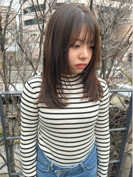 ツイギー 宮西店(TWiGGY) 柔らかオリーブベージュにレイヤーカット