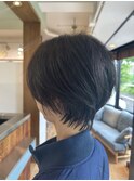 大人可愛いくびれショート