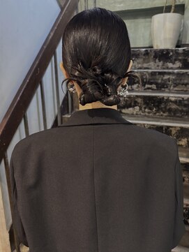 ヘアセット/タイトヘア/お呼ばれ/大阪梅田