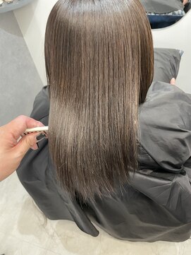 メゾン カシミヤ(Maison Cashmiya) 髪ドラ矯正とミルキーブラウンカラー