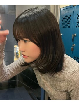 ナループロア ルームー(Nalu pu loa ROOMOO) さりげないのが可愛い☆低めミディアムレイヤー/韓国レイヤー