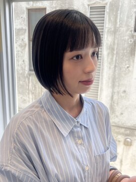 アルウ(Aru) ぱつっとミニボブ