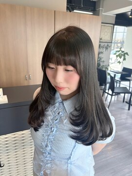 アリカ(arika) グレージュカラー×レイヤーカット