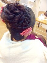 ヘアーアンドビューティー ルーツ(hair&beauty #roots) お花シニヨン