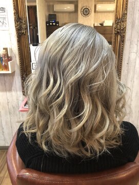 フリーク 土浦店(FREAK) ホワイティーアッシュ