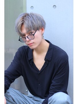 フォルテ 表参道店(FORTE) 【フォルテ 飯塚裕士】グレーゴールドコンマヘア