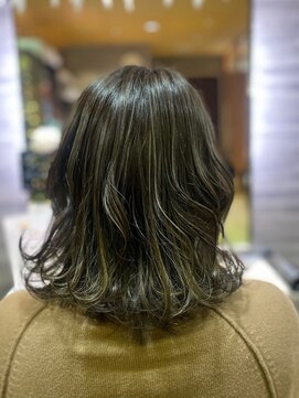 美容室 イルフェドゥ(Il fait doux) ハイライトミディアム