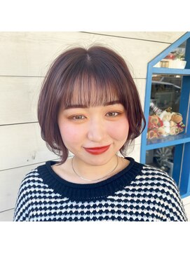 ヒマワリ(HIMAWARI) ショートボブ　ピンクブラウン　ショートボブアレンジ