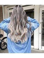 アコ(Aco)&nbsp;★人気のホワイト系バレイヤージュ★