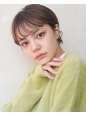 グレージュ　大人かわいい　フェザーバング　マッシュショート