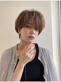 30代 簡単セット 小顔ショート 耳かけ おしゃれ ベージュカラー
