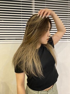 ダイアモンドリリーキートス(Diamond Lily kiitos) バレイヤージュ