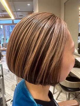 オンカラー(ON.COLOR) 大人ハイライトグレージュショート40代50代