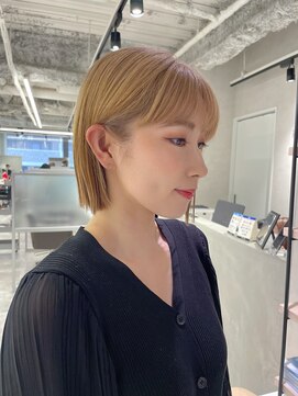 キートス(Kiitos) 切りっぱなしボブハイトーンボブ