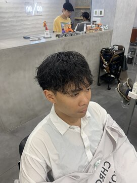 クロムトウキョウ ザ バーバー ネオン 新宿店(CHROM TOKYO the Barber ne/on) アイロンセット風パーマ