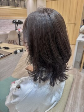 ボネッカ 鶴見(BONECCA) オリーブグレージュカラー【上岡】