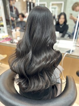 ロンドミラー 博多店(Lond Mirror) メルティカラー/フェニミンロング/似合わせカット/博多