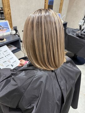 サニー 渋谷(SUNNY) バレイヤージュ、ハイライト、レイヤーロング、グレーベージュ