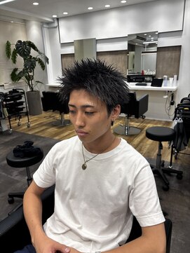 ルースト 京都四条大宮店(ROOST) スパイキーショート