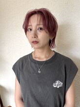 キュー(que)&nbsp;ウルフショート　ピンクカラー　アンニュイショート