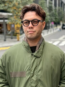 ランプ 代官山(the lamp) 30代大人センターパートニュアンスパーマ大人メンズヘア