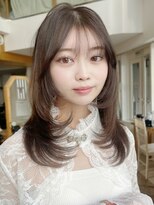 バイオレット 表参道店(Violet)&nbsp;ミディアムレイヤーハッシュカットブリーチなし透明感カラー前髪