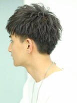 リタバイクロト(LITA by KUROT)&nbsp;那覇/刈り上げセンターパート/波巻きツイストスパイラル