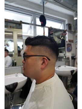 チルチェア 吉祥寺店(CHILL CHAIR) 七三分け