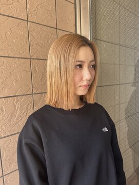 シャルティア 岩国(SHALLTIA) ハイトーン/ケアブリーチ/ミルクティーベージュ/ミニボブ