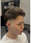 ショートアップバング×スキンフェード×ミルクティーカラー