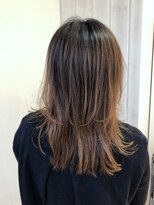 ジェイ エヌ バイ ネオリーブ(J/N by neolive)&nbsp;【Neolive east】切りっぱなしレイヤー