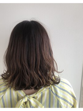 ラブズラフズ 下上津役店 (Loves Laughs) ふわっとウェーブ ミディアム