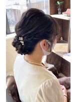 エミュー(emue) emue京都◯大人可愛いルーズ感人気結婚式ヘアアレンジ◯中島