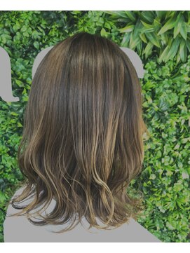 ヘアーアンドメイク ピース(HAIR&MAKE peace) エアタッチバレイヤージュ