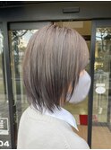 暗めグレージュ(^^)