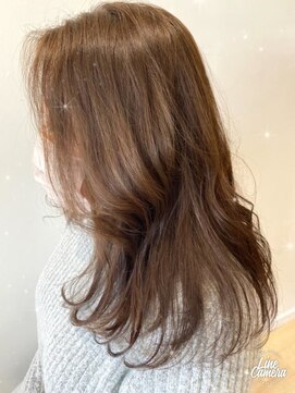 ワウ(WOW) コテ巻きゆるウェーブ　ロングスタイル