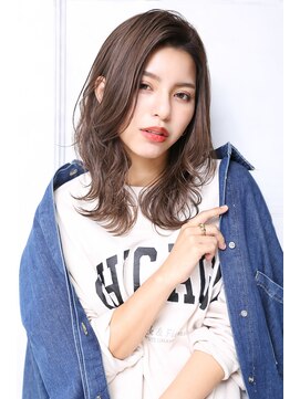 トロン(tronc) 大人可愛い20代30代40代小顔こなれミディ 外国人風A2