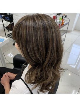 アッシュ 吉祥寺店(Ash) 新しい貴女に　白髪ぼかしハイライト