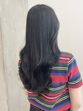 ヨーク(YOKE) 【 YOKE 】ロングレイヤー艶髪ブルージュグレージュ