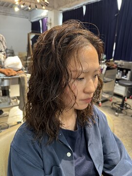 レガーレ(Legare) ミディアム大人パーマスタイル