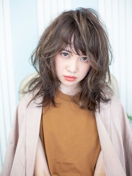 スタリー(Starry) クシャっとナチュラルウルフ20代/30代/40代/ハレマチ通り