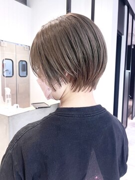 アイティーバイアルバム 下北沢店(IT by ALBUM) ワンレン小顔秋色オリーブカラーくすみベージュ_ba522401