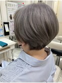 くびれショートボブ