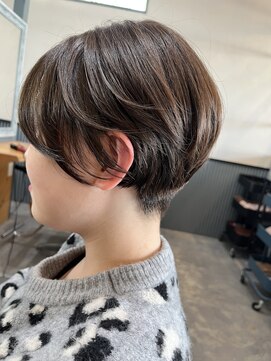 ブランカ バイ リッカ(Blanca by Ricca) 刈り上げショートボブ