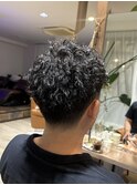 スパイラルパーマ　フェードカット