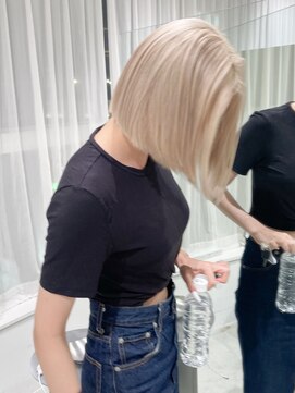 キオク(KIOX) ハイトーン/エフェクトブリーチ/リタッチ/髪質改善