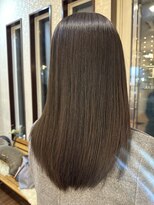 フェリーチェ(FELICE) カット、縮毛矯正