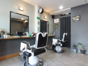 ザ ブライト バーバー(The BRIGHT BARBER)の写真/【荒町/五橋駅徒歩5分】落ち着いた大人空間でマンツーマン施術。ワンランク上の自分になれるサロン<理容室>